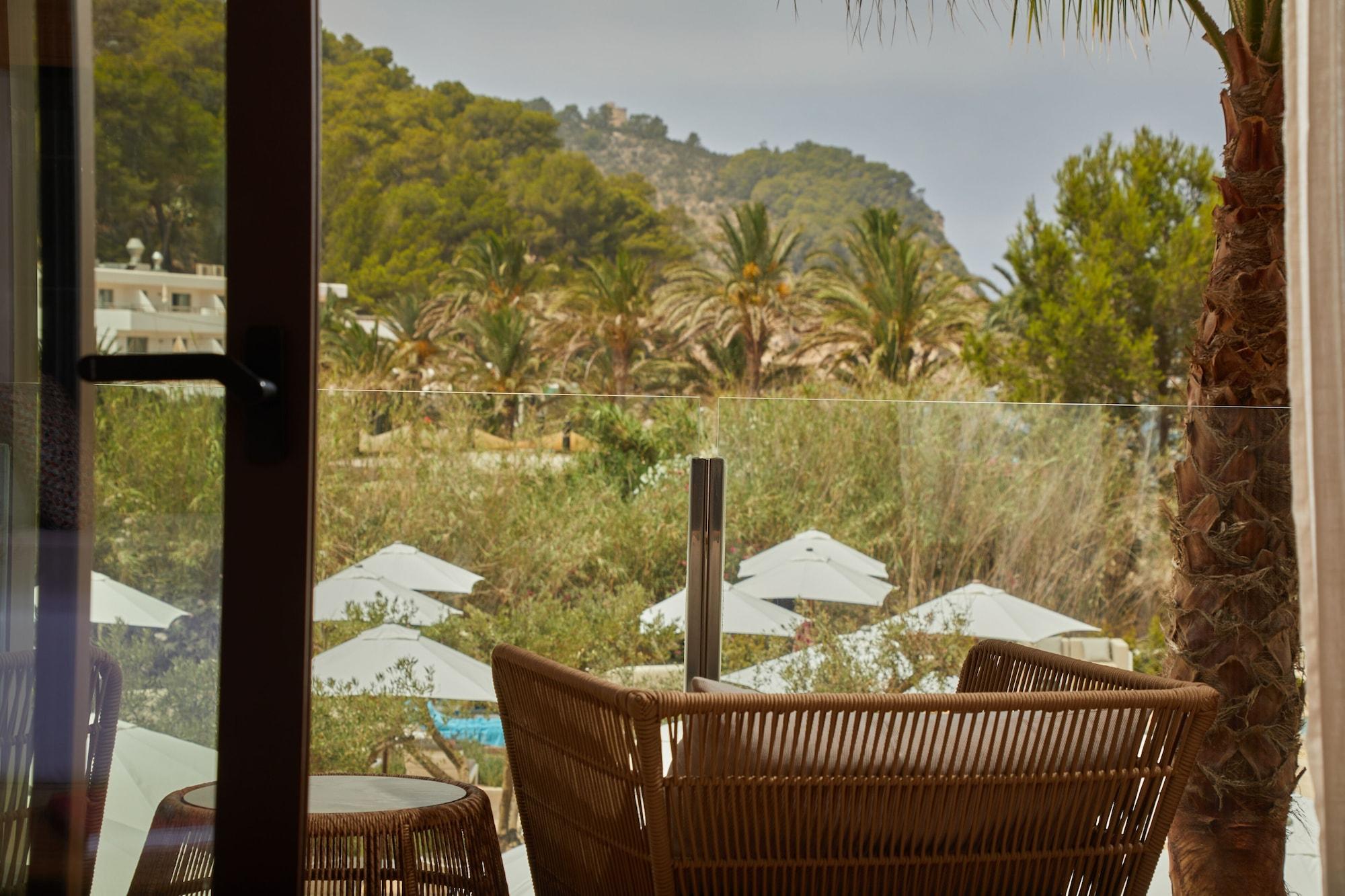 Cala San Miguel Ibiza Resort, Adults Only, Curio Collection By Hilton Port de Sant Miguel 외부 사진 View from the hotel