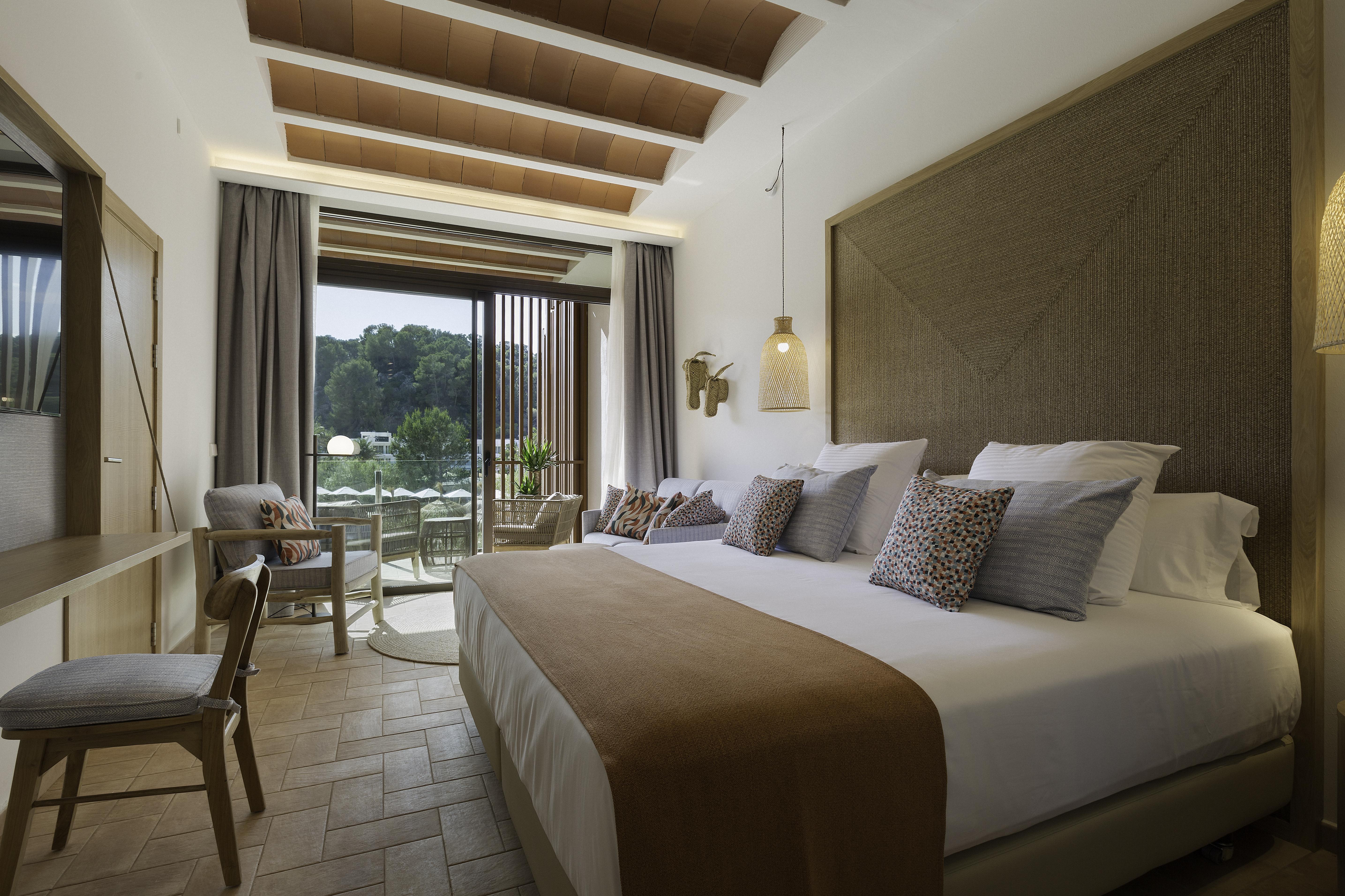 Cala San Miguel Ibiza Resort, Adults Only, Curio Collection By Hilton Port de Sant Miguel 외부 사진 Deluxe room