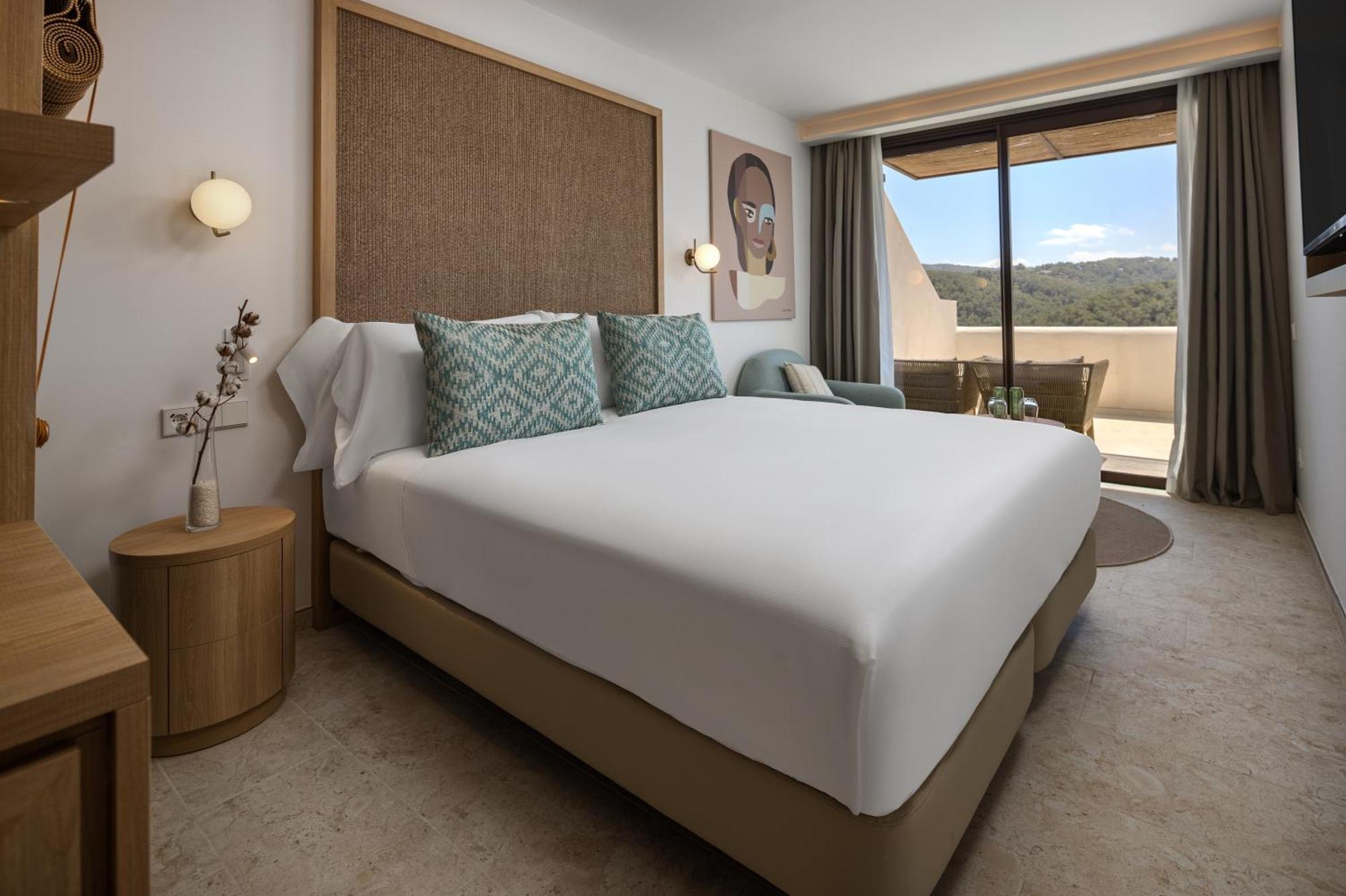 Cala San Miguel Ibiza Resort, Adults Only, Curio Collection By Hilton Port de Sant Miguel 외부 사진