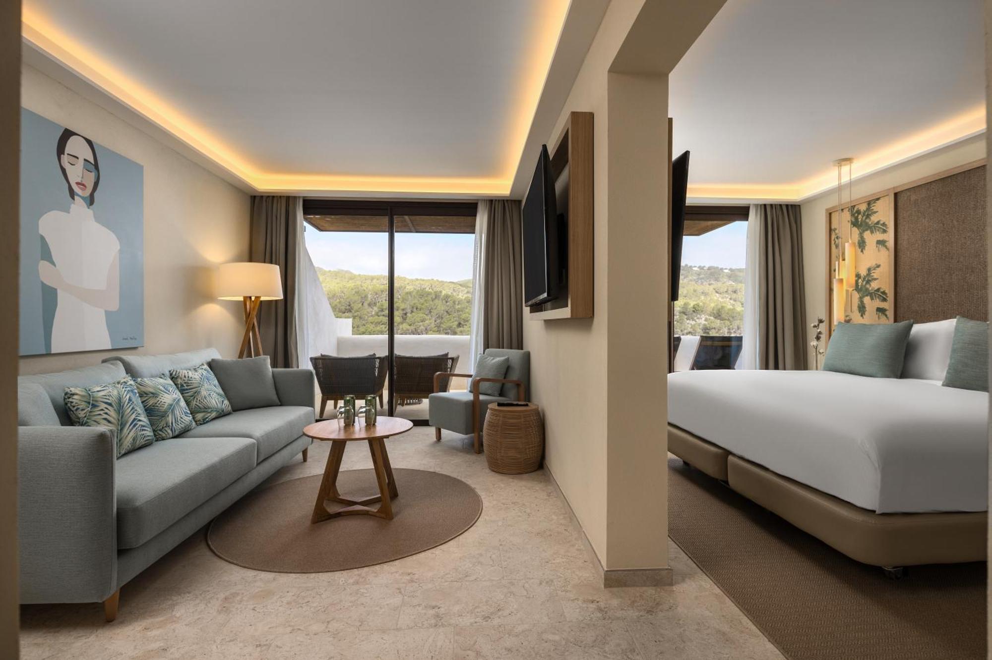 Cala San Miguel Ibiza Resort, Adults Only, Curio Collection By Hilton Port de Sant Miguel 외부 사진