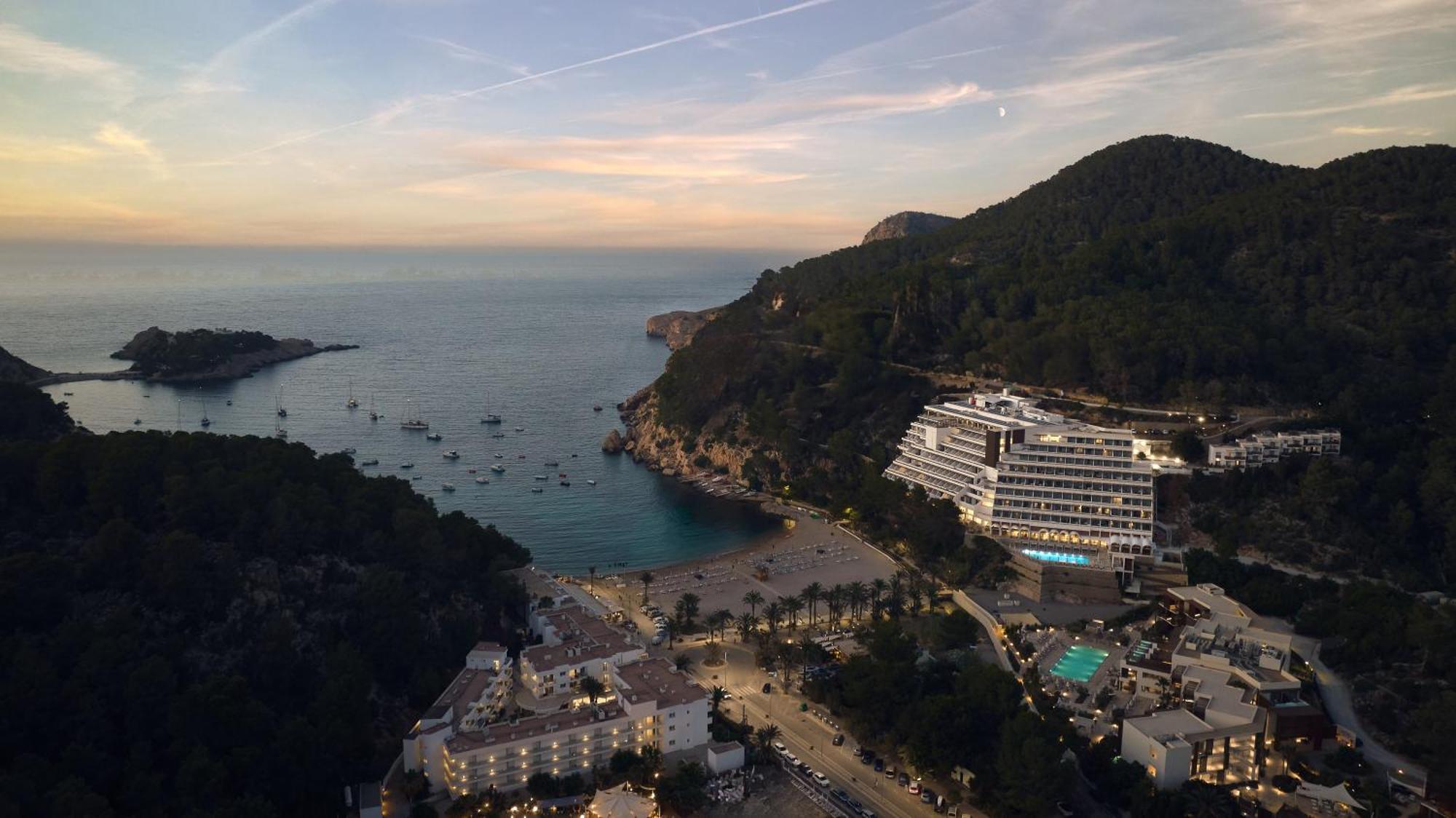 Cala San Miguel Ibiza Resort, Adults Only, Curio Collection By Hilton Port de Sant Miguel 외부 사진