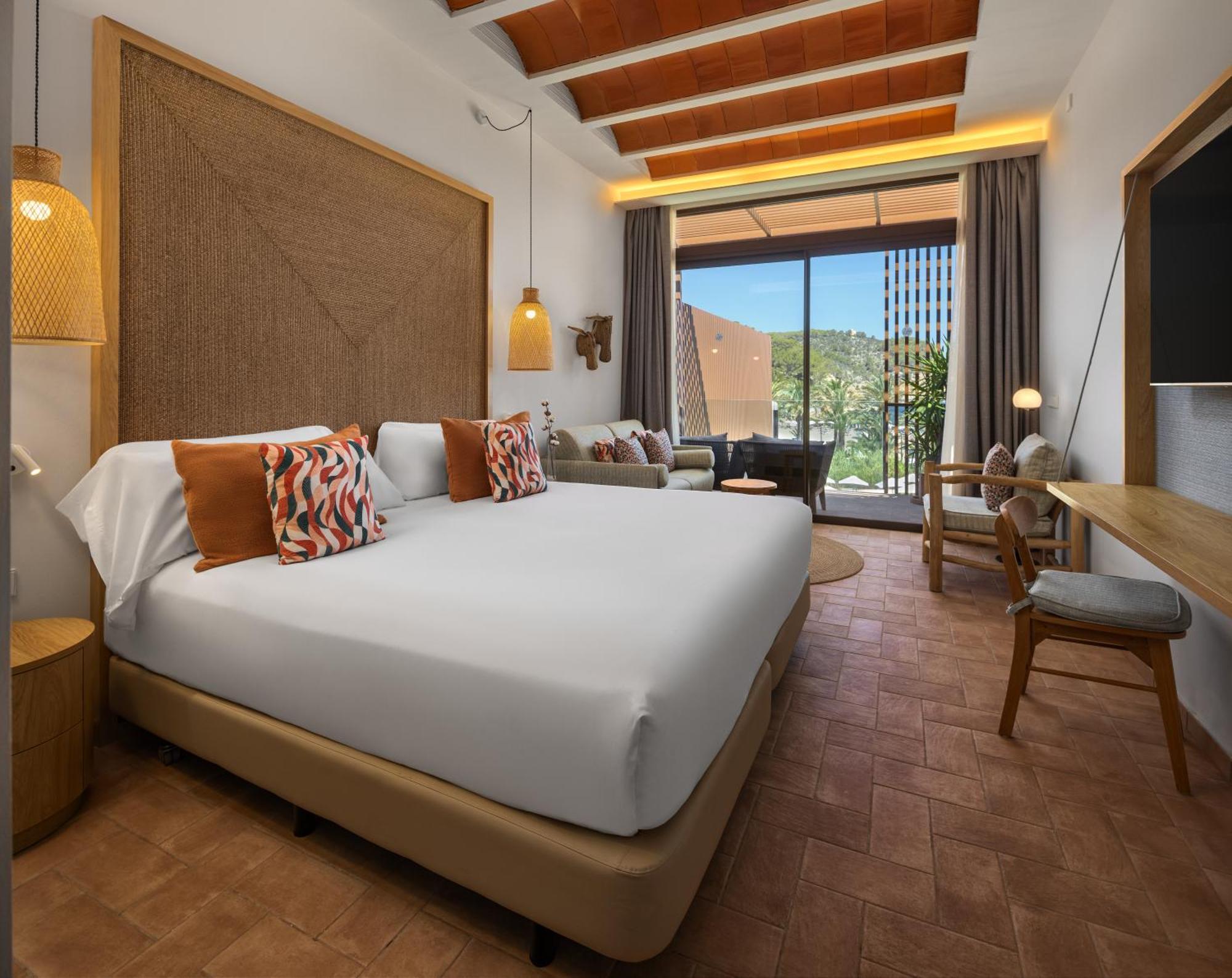 Cala San Miguel Ibiza Resort, Adults Only, Curio Collection By Hilton Port de Sant Miguel 외부 사진